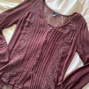 American Eagle Long Sleeve Shirt